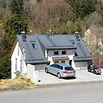 U Kralika, H, 3 Samostatne Loznice - Mezonet, 3 Vlastni Parkovaci Mista, V Klidu, Pritom V Centru Zabavy, Nove Otevreny Aquapark V Dochazkove Vzdalenosti * Dolna Morawa