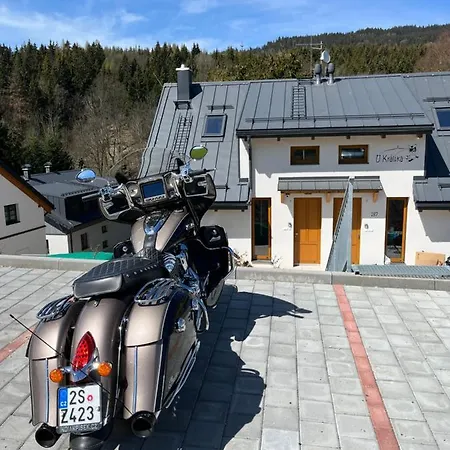 U Kralika, H, 3 Samostatne Loznice - Mezonet, 3 Vlastni Parkovaci Mista, V Klidu, Pritom V Centru Zabavy, Nove Otevreny Aquapark V Dochazkove Vzdalenosti Апартаменты Долни-Морава